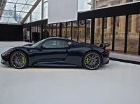 Porsche 918 Spyder: per averla c’è chi scambia un’isola