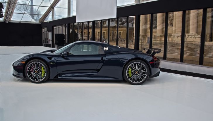Porsche 918 Spyder: per averla c’è chi scambia un’isola - Foto 1 di 10