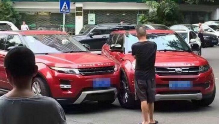 Range Rover Evoque si scontra col suo clone, la Landwind X7 - Foto 4 di 4