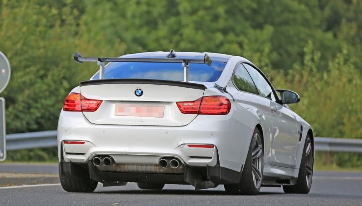 Nuova BMW M4 GTS 2017, le foto al Nurburgring di una versione estrema - Foto 23 di 23