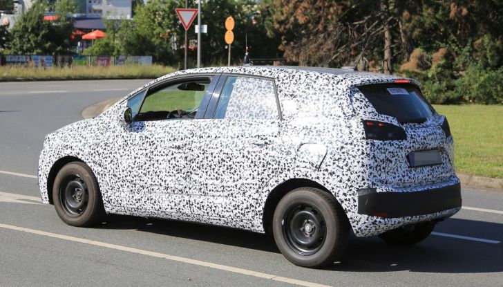 Opel Meriva 2017: le foto spia del prototipo, ora con maggiori dettagli - Foto 7 di 16