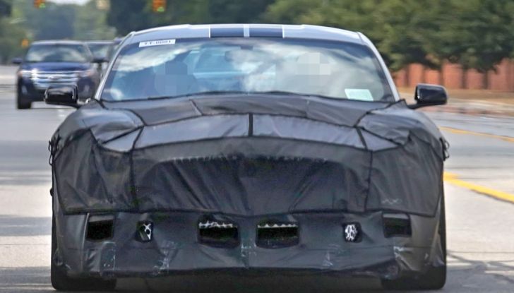 Nuova Ford Shelby GT 500 2018, le prime foto spia - Foto 19 di 19