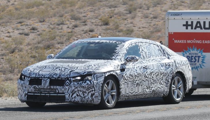 Nuova Volkswagen CC 2017, le prime foto durante i collaudi - Foto 2 di 8