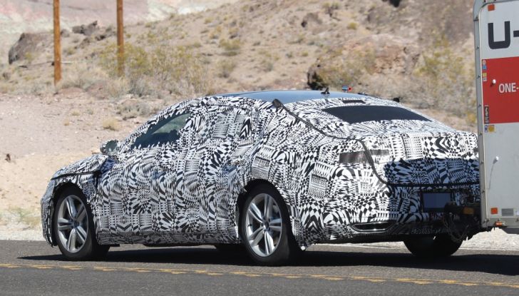 Nuova Volkswagen CC 2017, le prime foto durante i collaudi - Foto 8 di 8