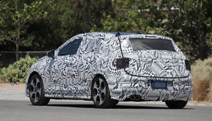 Volkswagen Polo GTI, prime foto spia della nuova generazione - Foto 12 di 14