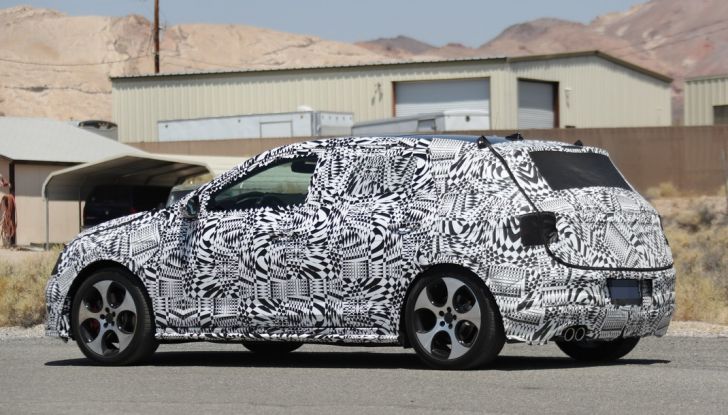 Volkswagen Polo GTI, prime foto spia della nuova generazione - Foto 9 di 14