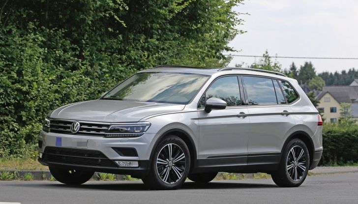 Volkswagen Tiguan Allspace, la versione 7 posti debutta al Salone di Detroit 2017 - Foto 1 di 14