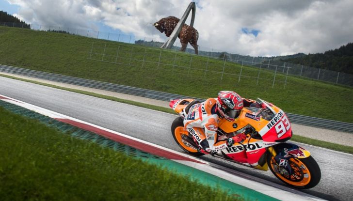 MotoGP 2016, Austria: trionfano le Ducati di Iannone e Dovizioso, Rossi quarto - Foto 4 di 11