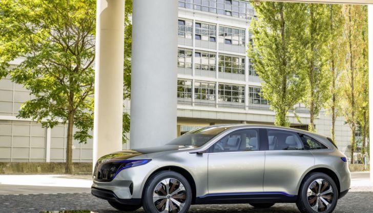 Mercedes Generation EQ al Salone di Parigi 2016 - Foto 3 di 24