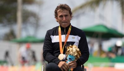 Alex Zanardi vince la terza medaglia d’oro a Rio con la Handbike