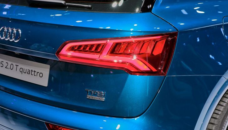 audi q5 2.OT quattro fanale