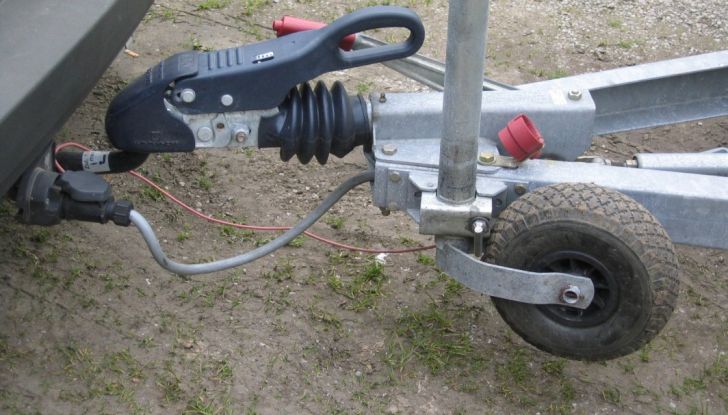 Carrello appendice o rimorchio auto: quale scegliere? - Foto 6 di 8