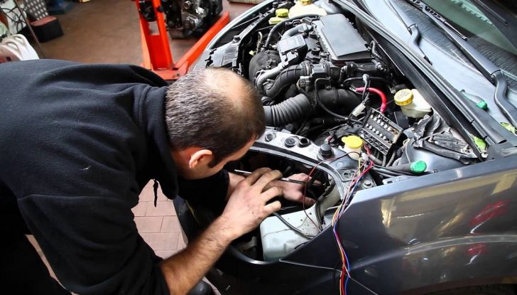 come funziona l'antifurto dell'auto montaggio