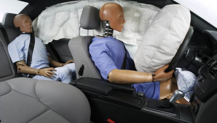 Come funzionano gli airbag di auto e moto - Foto 7 di 7