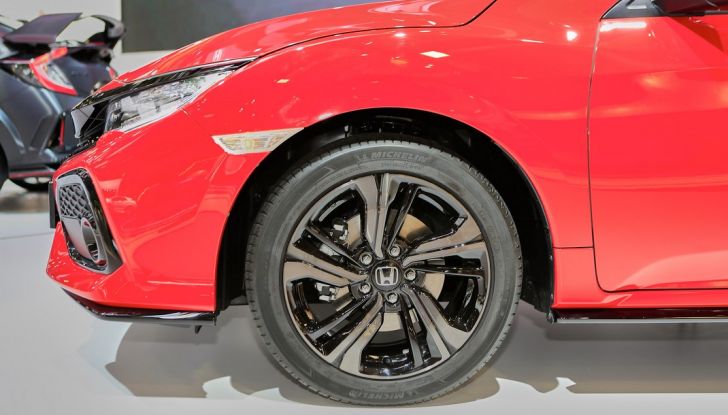 Nuova Honda Civic, profilo anteriore.