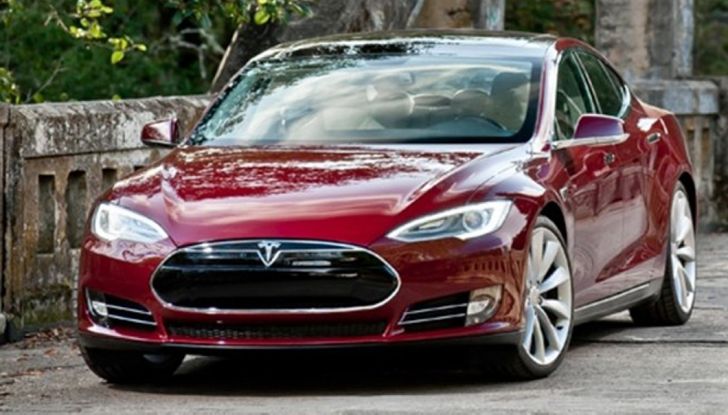 Le 5 auto elettriche con maggior autonomia: svetta la Opel Ampera-e - Foto 12 di 18