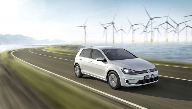 Le 5 auto elettriche con maggior autonomia: svetta la Opel Ampera-e - Foto 8 di 18