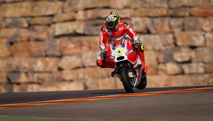 Risultati MotoGP 2016, Aragon: prima fila tutta spagnola, Rossi sesto - Foto 11 di 22