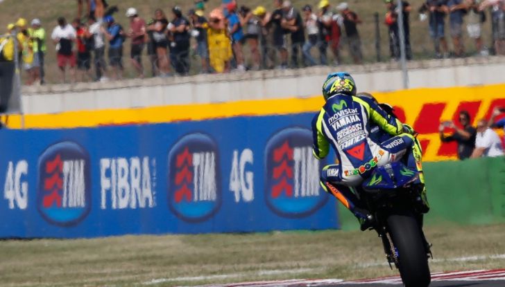 Risultati MotoGP Misano 2016, FP1 ed FP2: Yamaha al comando, Iannone infortunato - Foto 17 di 32