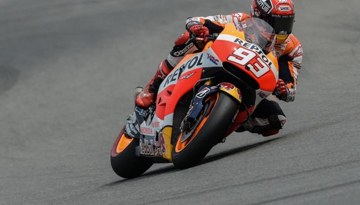 Risultati MotoGP Misano 2016, FP1 ed FP2: Yamaha al comando, Iannone infortunato - Foto 30 di 32