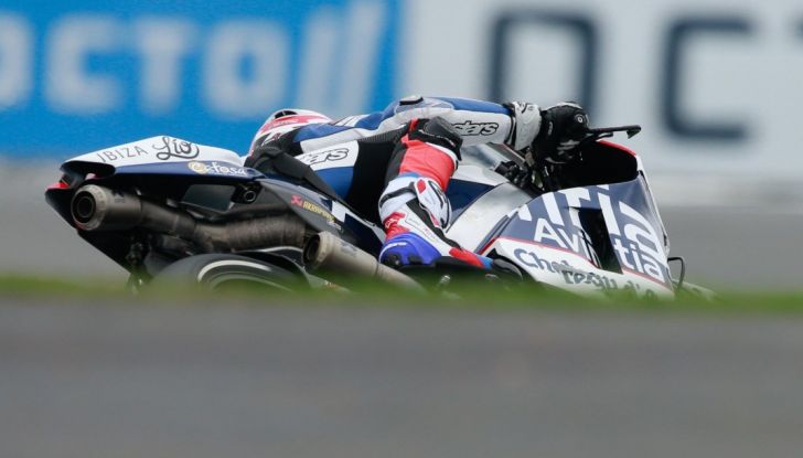 Risultati MotoGP FP1 ed FP2, Silverstone 2016: Suzuki e Ducati sotto un cielo scuro - Foto 21 di 23