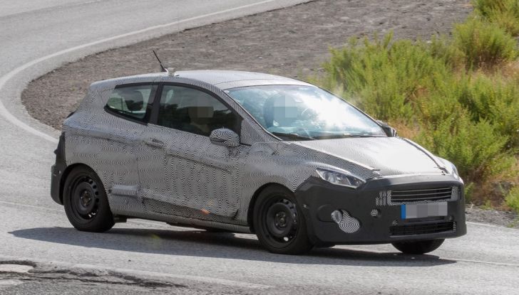 Nuova Ford Fiesta, foto spia della versione 3 porte.
