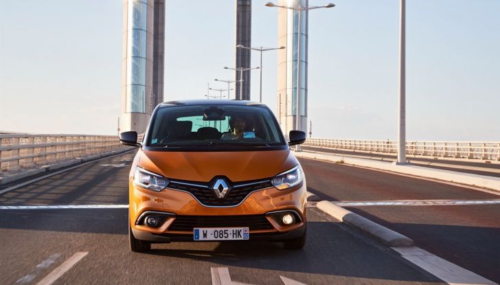 Nuova Renault Scenic, prezzi e gamma per il mercato italiano - Foto 5 di 15