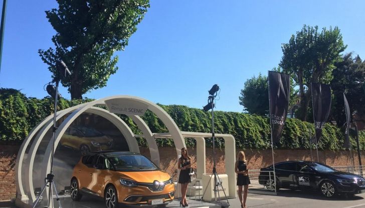 Nuova Renault Scenic, prezzi e gamma per il mercato italiano - Foto 7 di 15