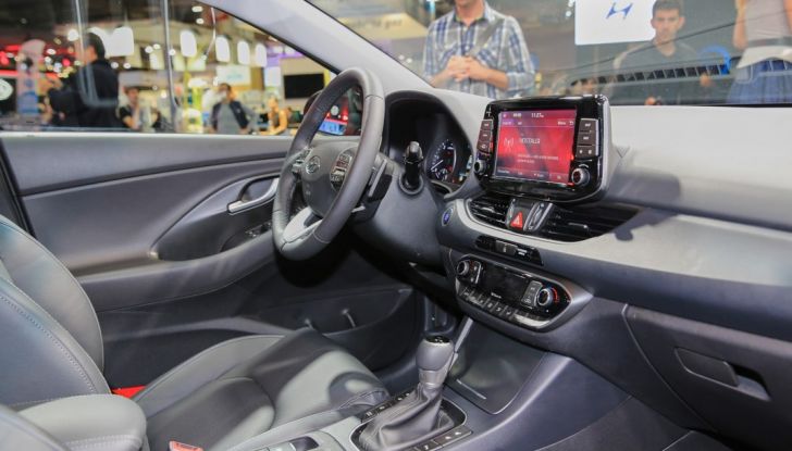 Hyundai i30, svelata ufficialmente la nuova generazione 2017 - Foto 5 di 17