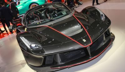 Ferrari LaFerrari Aperta