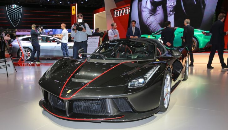 la Ferrari aperta live parigi 2016 2