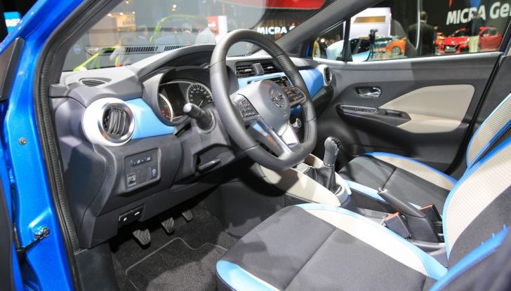 Nuova Nissan Micra 2017 svelata al Salone di Parigi 2016 - Foto 13 di 18