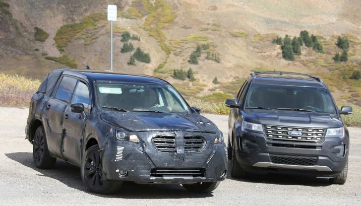 Subaru Tribeca, prime foto spia del nuovo SUV giapponese - Foto 4 di 15