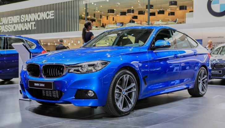auto salone parigi bmw serie 3 GT
