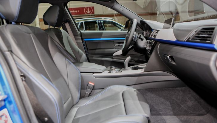 bmw serie 3 GT auto salone Parigi 2016 interno