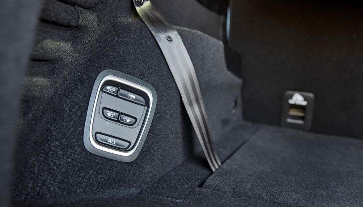 Test drive Nuova Renault Scenic 5 posti e 7 posti - Foto 35 di 35