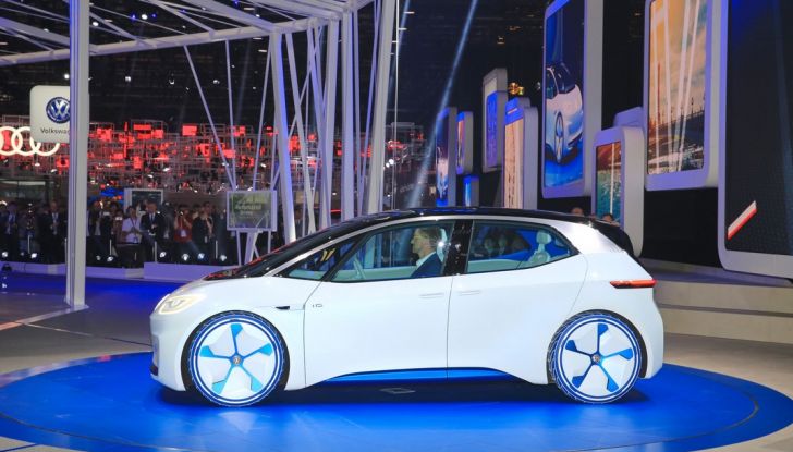 Volkswagen ID.3 2020: l’auto elettrica per tutti è Made in Germany - Foto 13 di 15