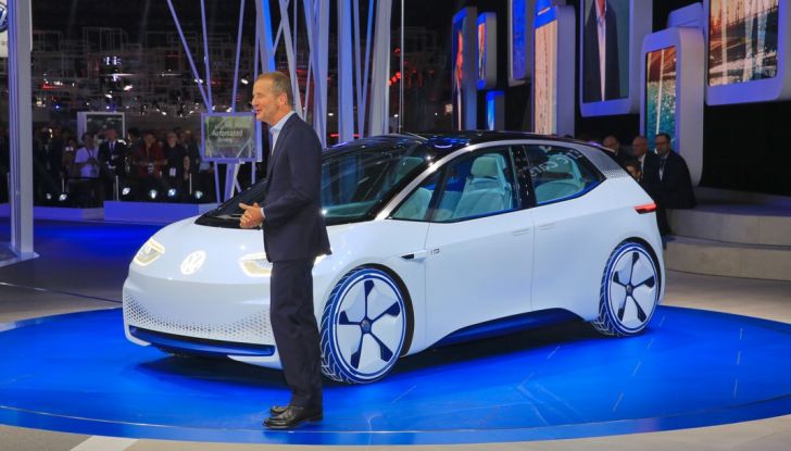 Volkswagen ID.3 2020: l’auto elettrica per tutti è Made in Germany - Foto 3 di 15
