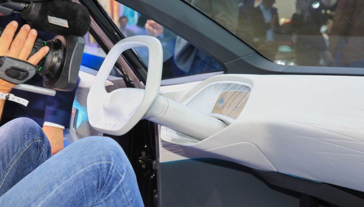 Volkswagen ID.3 2020: l’auto elettrica per tutti è Made in Germany - Foto 4 di 15