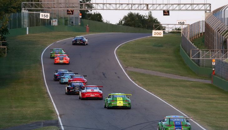 Carrera Cup Italia: doppio successo per Drudi nelle due gare sprint di Imola - Foto 10 di 14