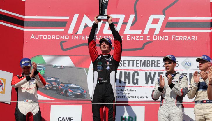 Carrera Cup Italia: Rovera vince la terza gara di Imola e Ledogar ipoteca il Titolo - Foto 8 di 8