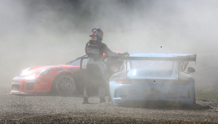 Carrera Cup Italia: Rovera vince la terza gara di Imola e Ledogar ipoteca il Titolo - Foto 3 di 8