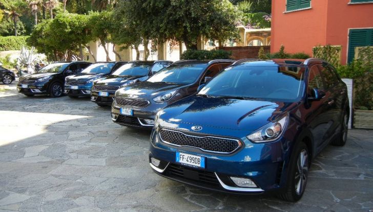 Kia Niro: prova su strada, prestazioni e prezzi del crossover coreano - Foto 9 di 18