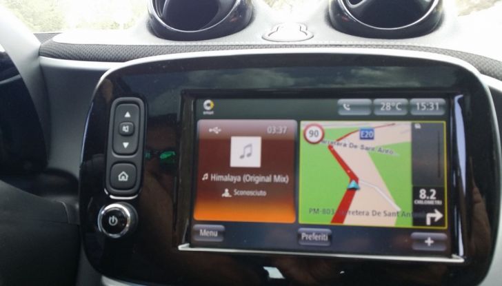 Smart Brabus ForTwo, ForFour e Cabrio: prova su strada, motorizzazioni e prezzi - Foto 7 di 22