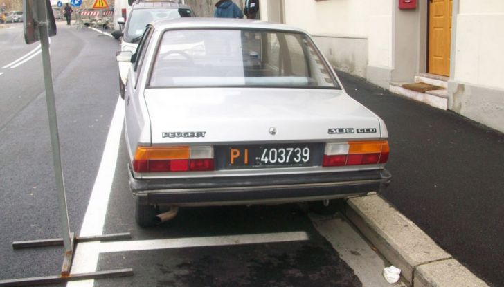 Cosa fare se vi rubano le targhe dell’auto - Foto 4 di 6