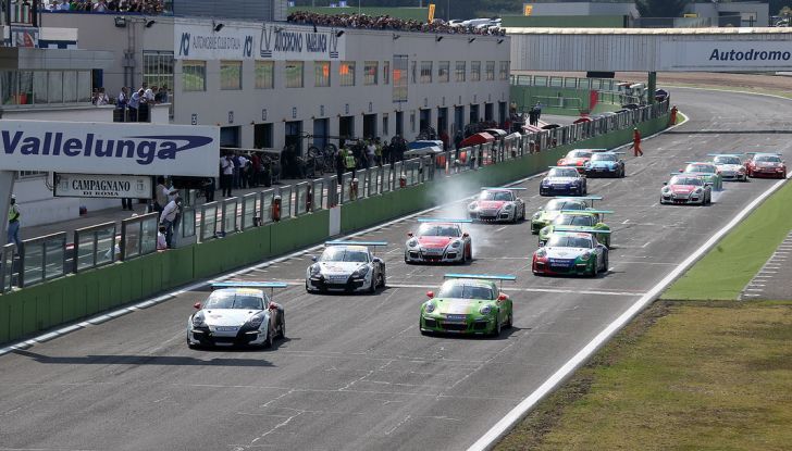 A Vallelunga doppietta di Ledogar nella Carrera Cup Italia - Foto 1 di 10