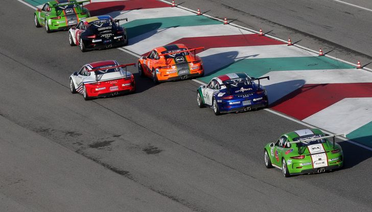 Al Mugello Ledogar si laurea campione della Carrera Cup Italia - Foto 2 di 8