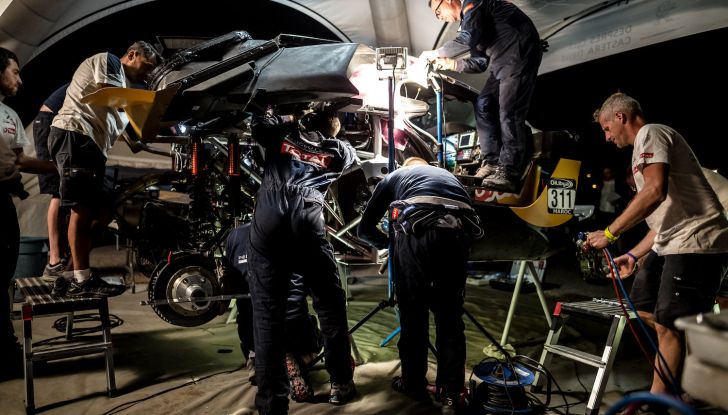 Rally Marocco, Peugeot 3008 DKR performante al debutto - Foto 4 di 5