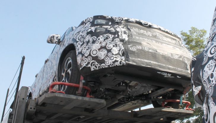 fiat 500l le prime foto spia della nuova generazione 6