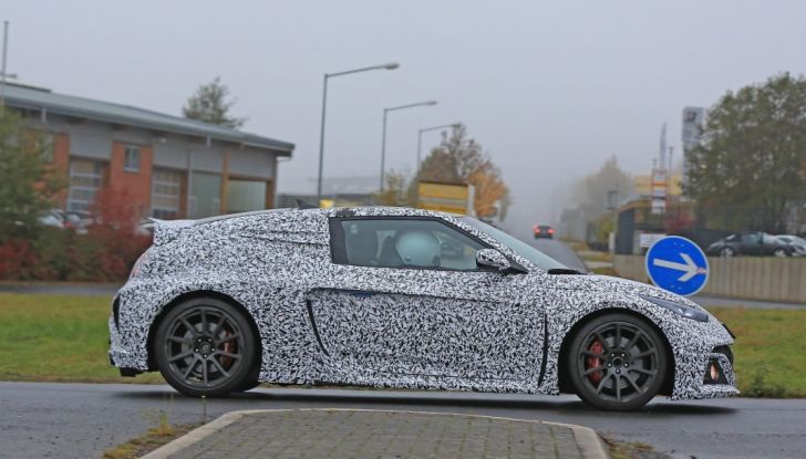 Hyundai RN 1 foto spia, laterale.